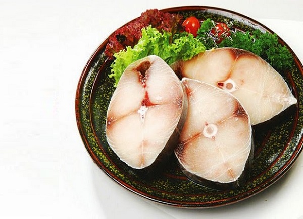 Thịt cá thu cung cấp nhiều dưỡng chất tốt cho cơ thể